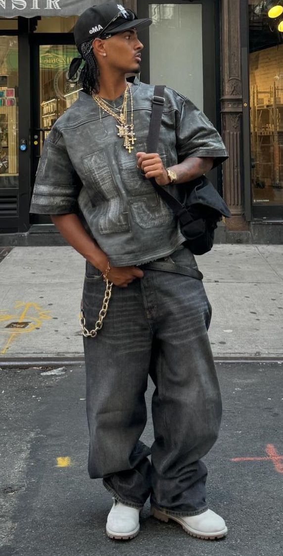 Top 5 Y2K Streetwear Trends for 2025